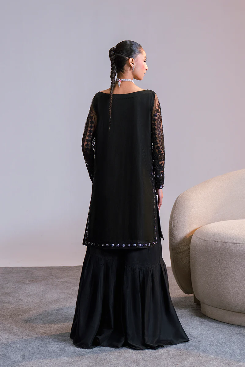 BLACK 2 PIECE PRET - Image 4