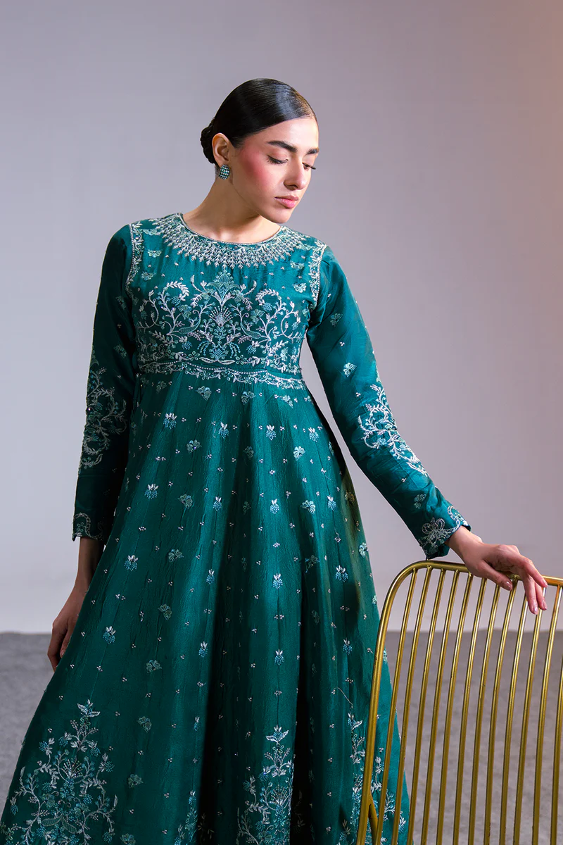 Festive wear - Image 2